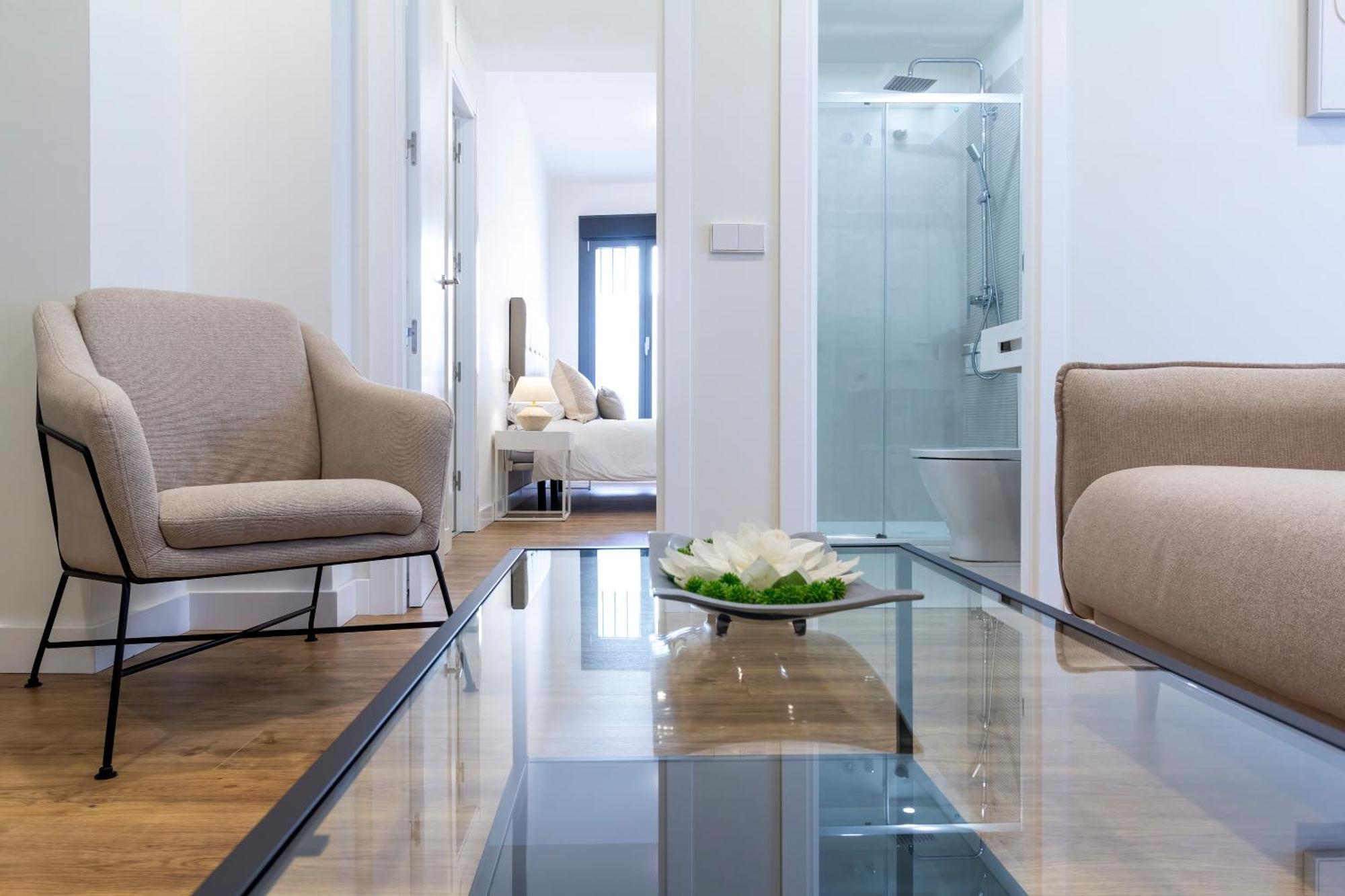 Alohamundi Puerta Osario II Apartment เซบีญา ภายนอก รูปภาพ
